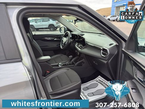 Used 2025 Chevrolet TrailBlazer LT image 10