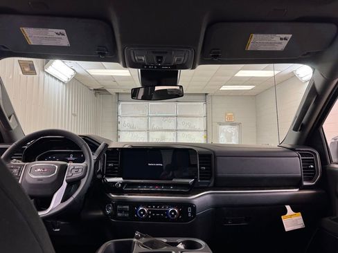 New 2026 GMC Sierra 1500 SLE w/ Preferred Package AWD/4WD image 21