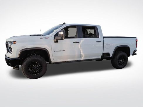 Certified 2024 Chevrolet Silverado 2500 ZR2 w/ Technology Package AWD/4WD image 4