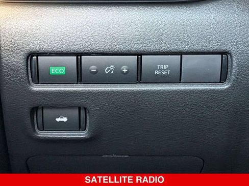 Used 2023 Nissan Sentra SV FWD image 18