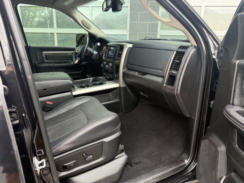 Used 2018 RAM 2500 Laramie w/ Sport Appearance Group AWD/4WD image 44