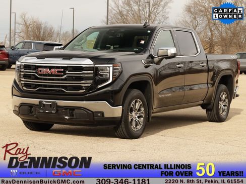 Used 2025 GMC Sierra 1500 SLT image 3