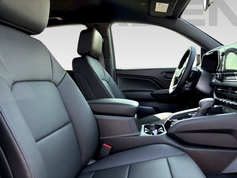 New 2026 Chevrolet Colorado Trail Boss AWD/4WD image 9