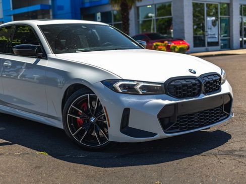 Used 2023 BMW M340i w/ Premium Package RWD image 3
