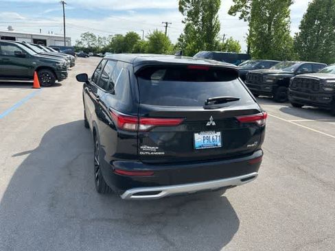 Used 2025 Mitsubishi Outlander SE AWD/4WD image 21