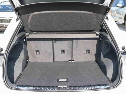 Used 2025 Audi Q3 2.0T Premium w/ Convenience Plus Package AWD/4WD image 44