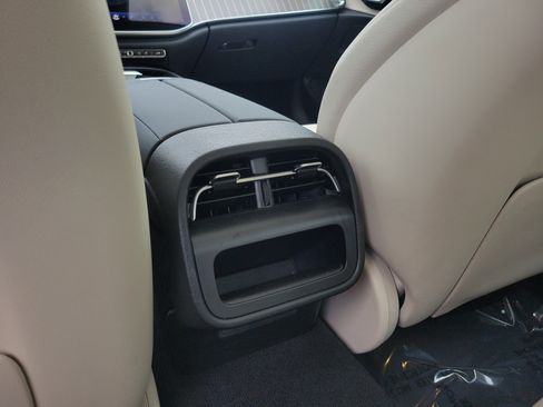 Certified 2025 Mercedes-Benz E 350 Sedan image 14