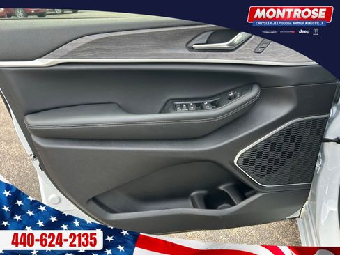 New 2025 Jeep Grand Cherokee Limited 4xe image 9