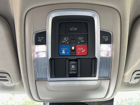 Used 2022 RAM 1500 Laramie RWD image 24