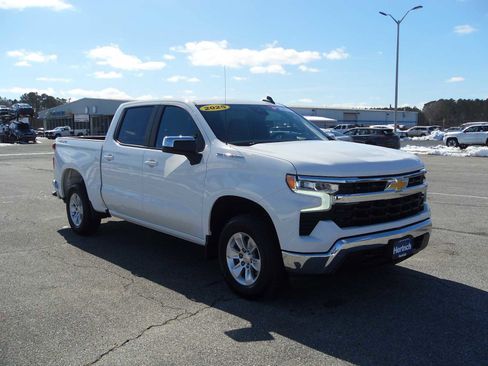 Used 2025 Chevrolet Silverado 1500 LT AWD/4WD image 7