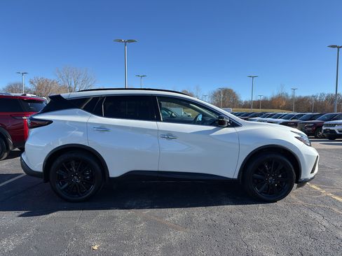 Certified 2024 Nissan Murano SV w/ SV Midnight Edition Package image 4