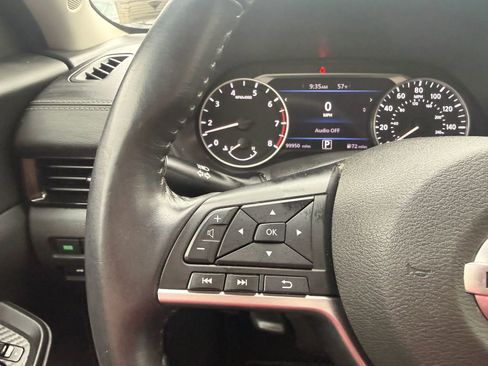 Used 2021 Nissan Sentra SV FWD image 14