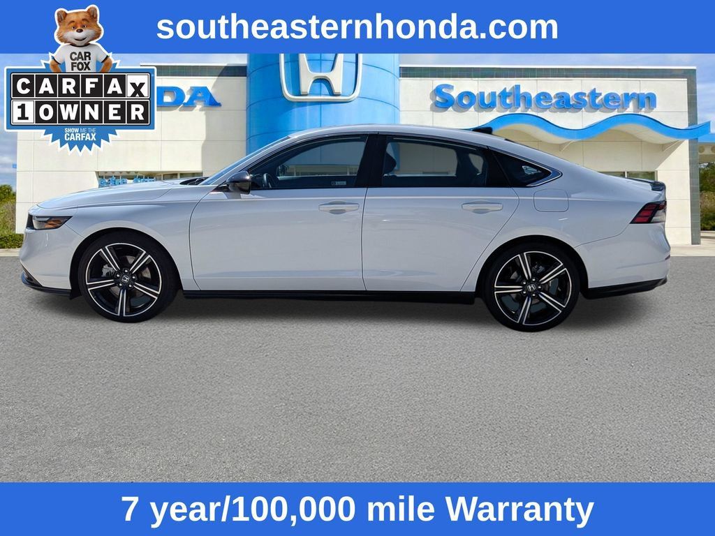 Used 2024 Honda Accord Sport image 6