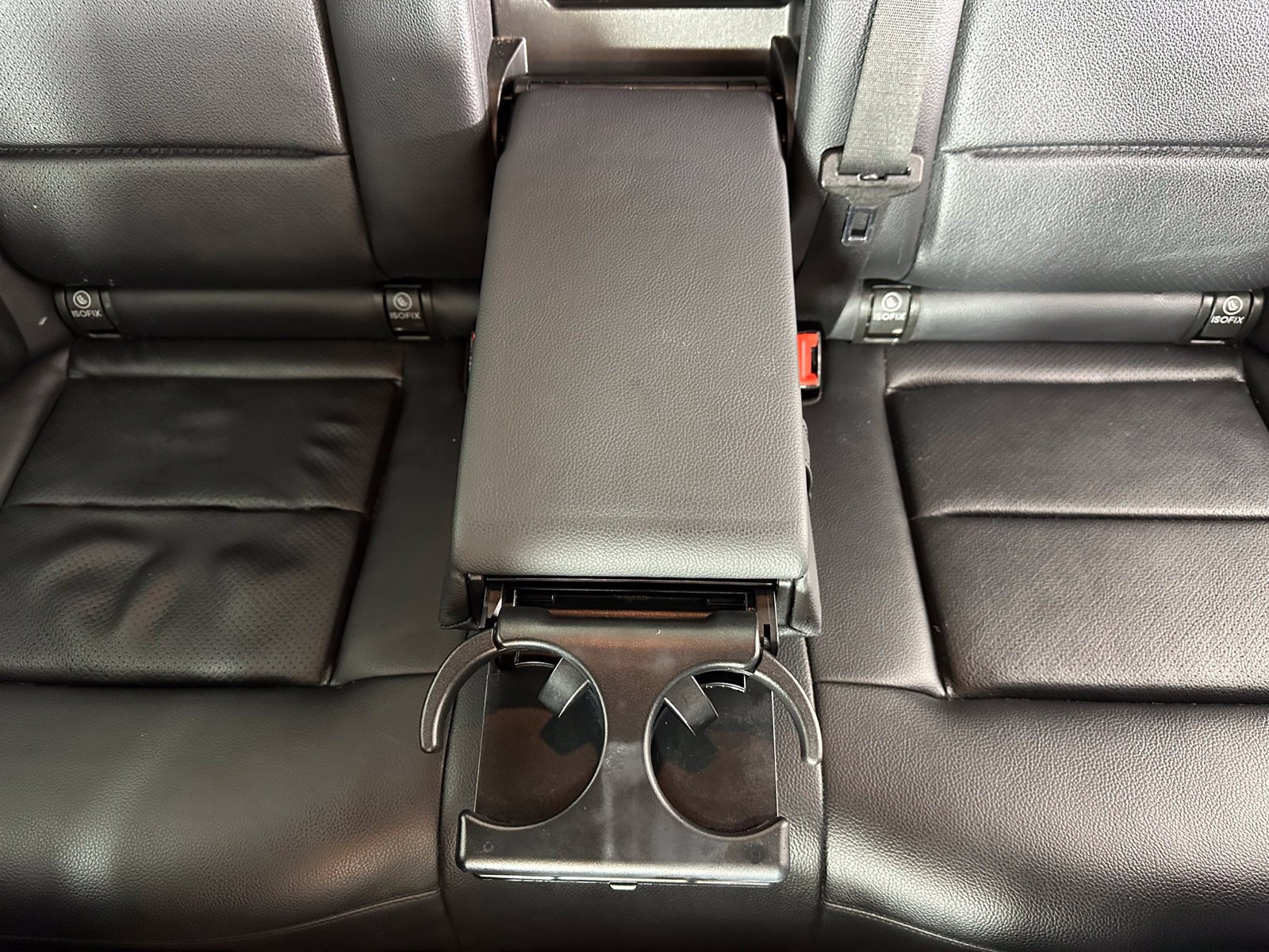 Used 2011 Mercedes-Benz E 350 4MATIC Sedan image 23