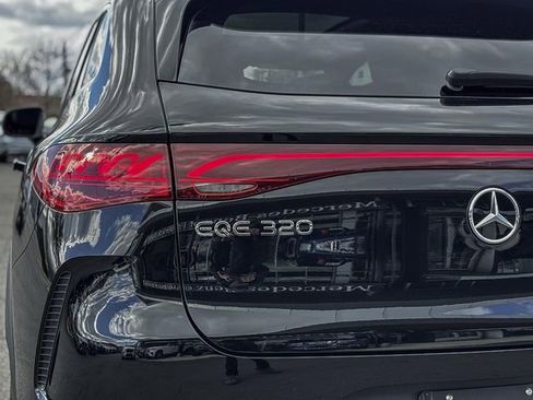 New 2026 Mercedes-Benz EQE 320 4MATIC SUV image 7