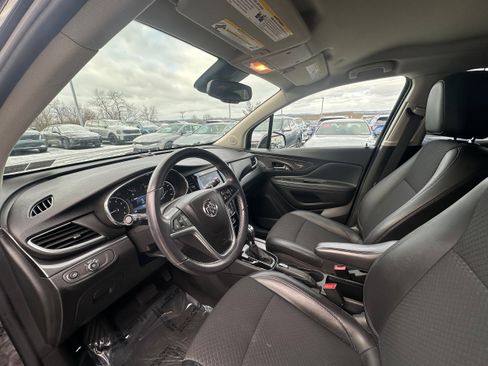 Used 2022 Buick Encore Preferred w/ Safety Package image 29
