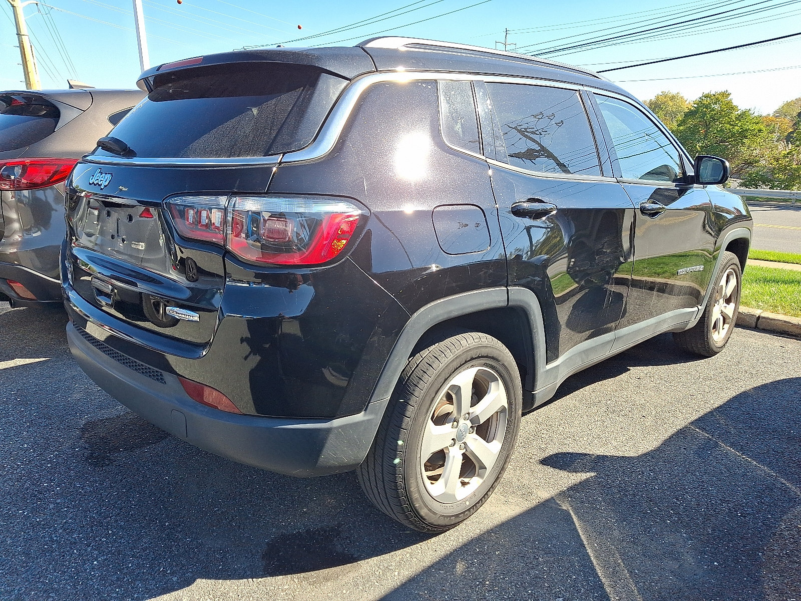 Used 2018 Jeep Compass Latitude w/ Popular Equipment Group AWD/4WD image 6