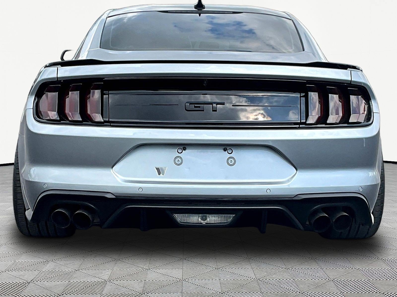Used 2021 Ford Mustang GT w/ Black Accent Package RWD image 5