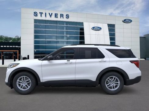 New 2026 Ford Explorer Active w/ Active Comfort Package RWD image 4