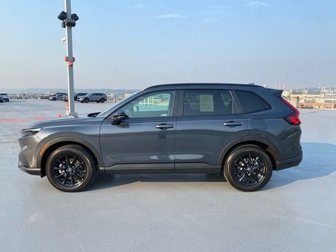 Certified 2026 Honda CR-V Sport image 9