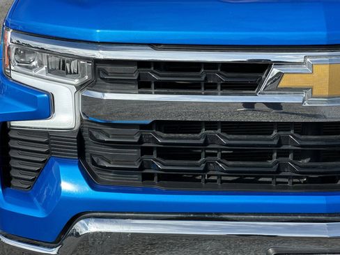 Used 2025 Chevrolet Silverado 1500 LT AWD/4WD image 43