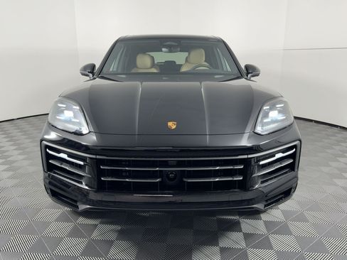 Certified 2026 Porsche Cayenne AWD/4WD image 6