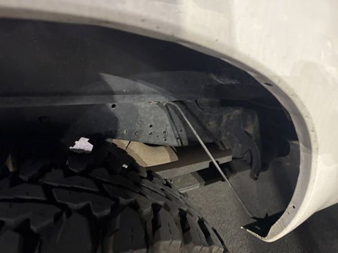 Used 2012 Ford F250 Lariat w/ Lariat Interior Pkg image 22