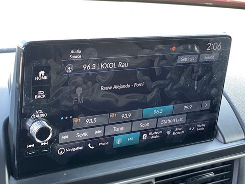 Used 2025 Honda Pilot Black Edition image 19