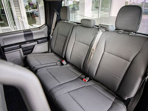 Used 2015 Ford F150 XLT w/ Trailer Tow Package RWD image 25