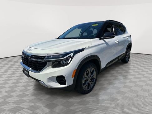 Used 2024 Kia Seltos S AWD/4WD image 7