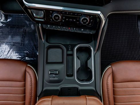 Used 2026 GMC Sierra 3500 Denali Ultimate image 27