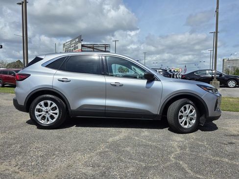 Used 2024 Ford Escape Active w/ Cold Weather Package FWD image 37