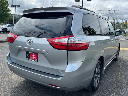 Certified 2019 Toyota Sienna XLE w/ XLE Navigation Package AWD/4WD image 5