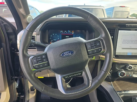 Used 2024 Ford F150 Platinum w/ Equipment Group 703A Plus AWD/4WD image 10
