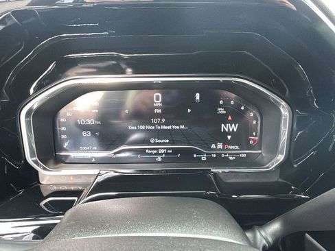 Used 2024 GMC Sierra 1500 SLE image 13