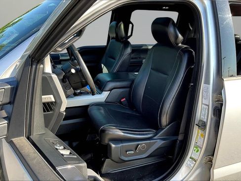Used 2017 Ford F150 Lariat w/ Equipment Group 502A Luxury AWD/4WD image 21