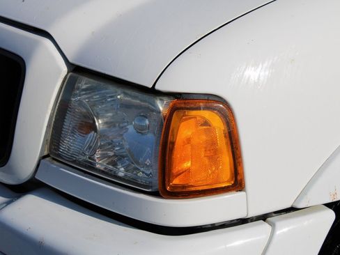 Used 2004 Ford Ranger Edge image 9