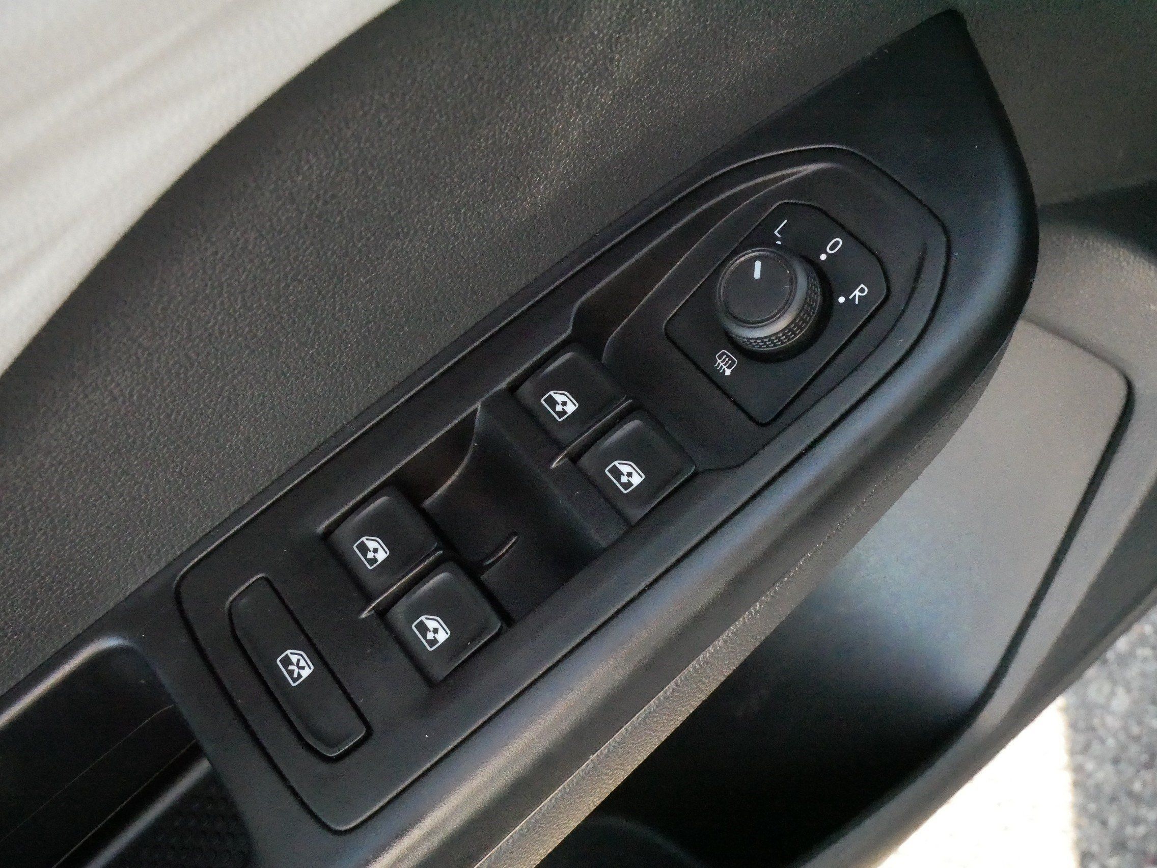 Certified 2023 Volkswagen Taos S AWD/4WD image 19
