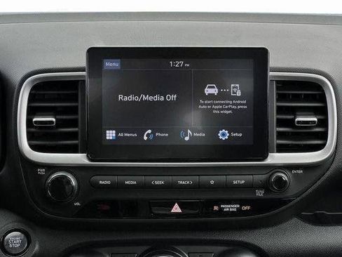 New 2025 Hyundai Venue SEL image 28