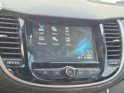 Used 2017 Chevrolet Trax LT w/ LT Convenience Package FWD image 9