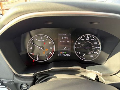 Used 2022 Subaru Outback Limited AWD/4WD image 14