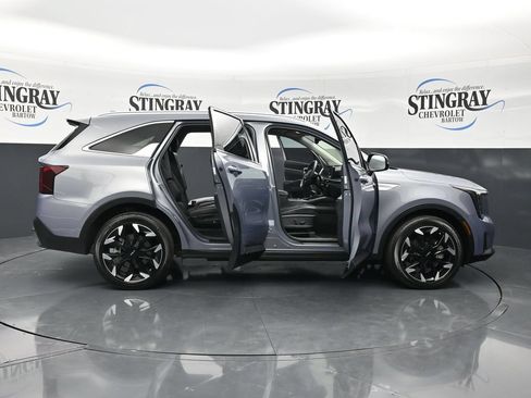 Used 2025 Kia Sorento EX FWD image 39