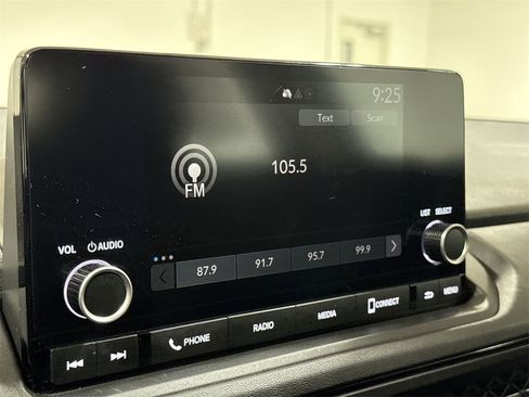 Used 2023 Honda Accord LX image 13