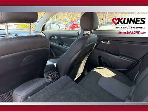 Used 2015 Kia Sportage LX image 35