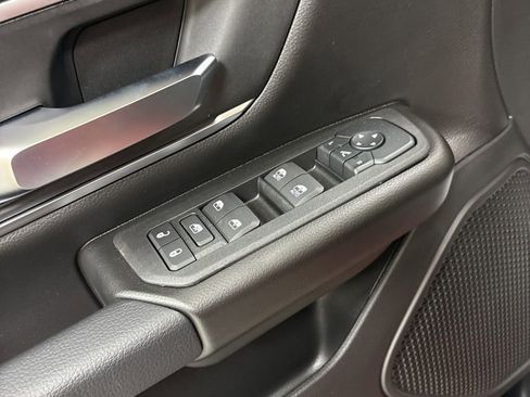 New 2026 RAM 1500 4x4 Crew Cab image 21