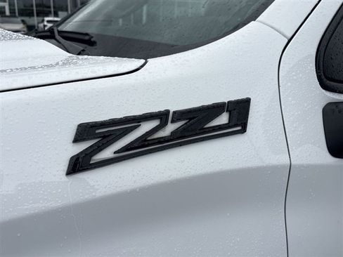 Used 2023 Chevrolet Silverado 1500 RST w/ Z71 Off-Road Package image 31