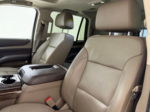 Used 2017 Chevrolet Tahoe LT w/ LT Signature Package image 20