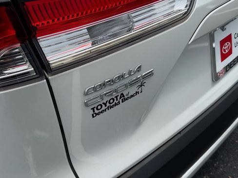 Certified 2024 Toyota Corolla Cross L FWD image 16
