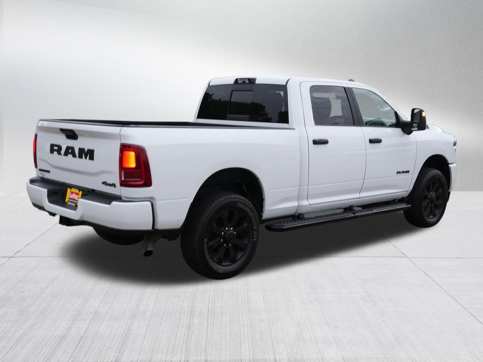 Used 2025 RAM 3500 Big Horn AWD/4WD image 7