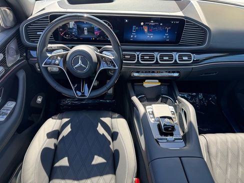 New 2026 Mercedes-Benz Maybach GLS 600 4MATIC image 16